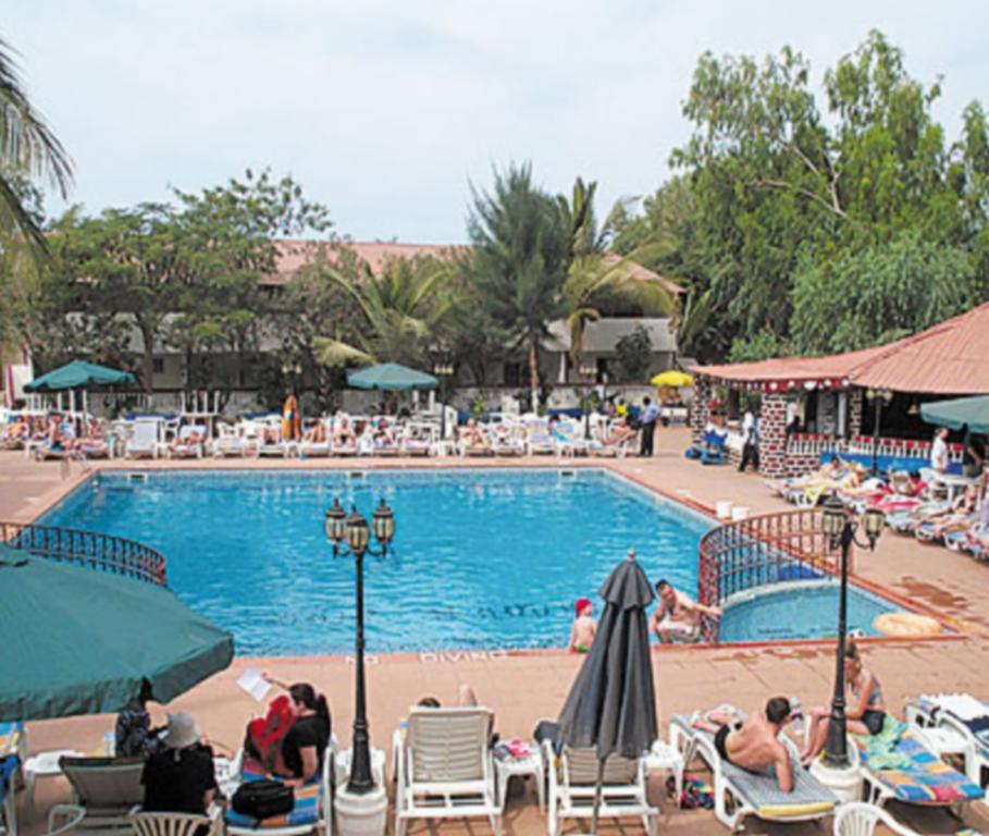 Badala Park Hotel Коту Екстериор снимка