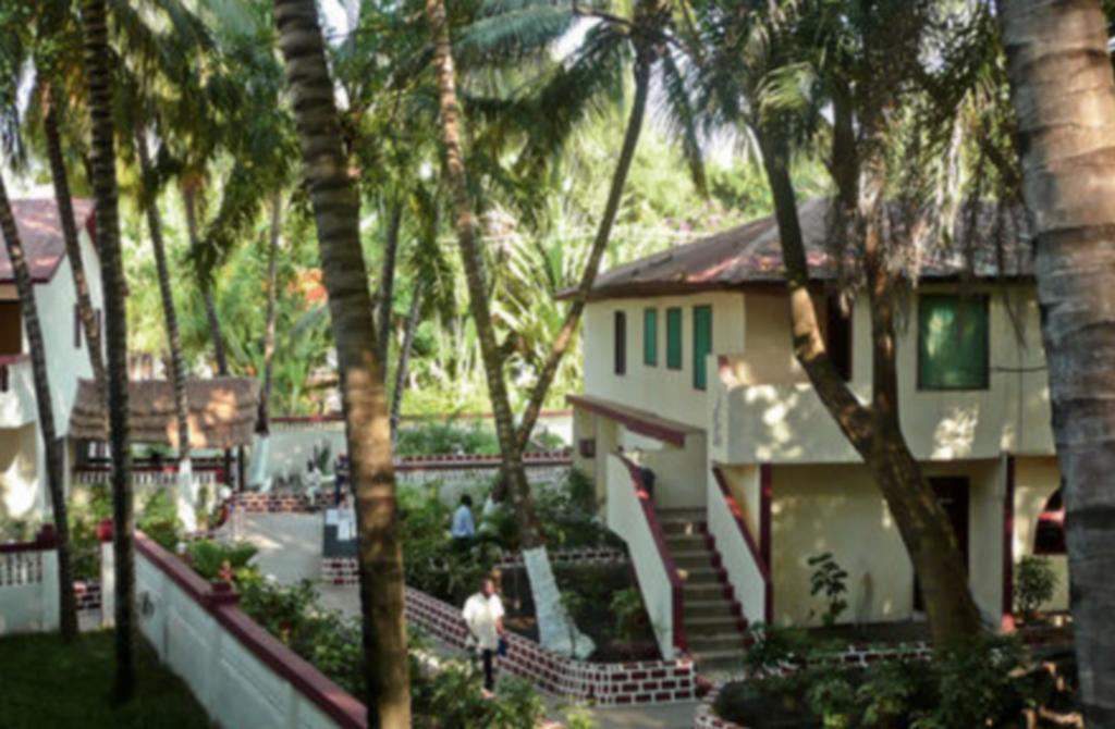 Badala Park Hotel Коту Екстериор снимка