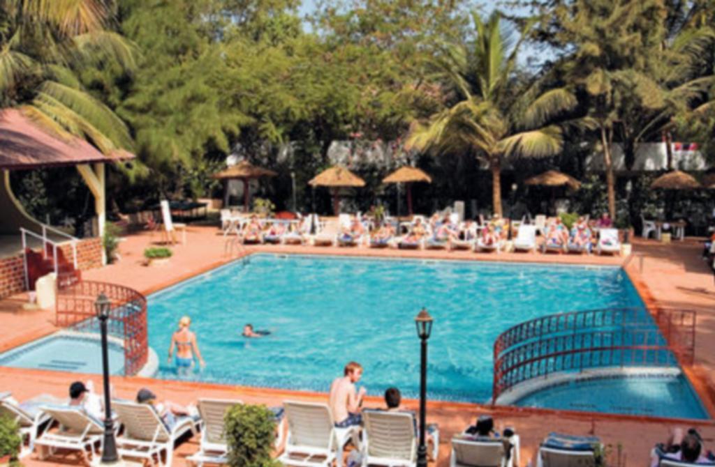 Badala Park Hotel Коту Екстериор снимка