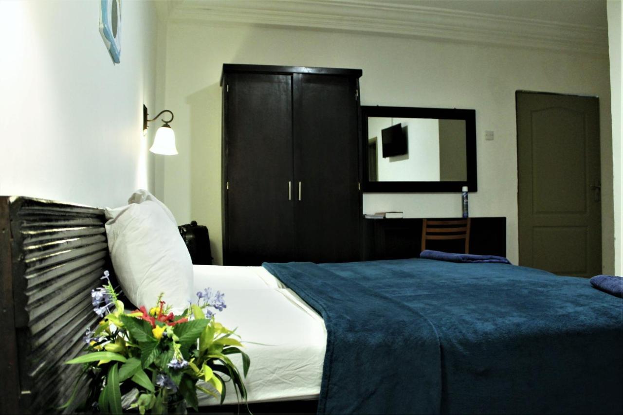 Badala Park Hotel Коту Екстериор снимка