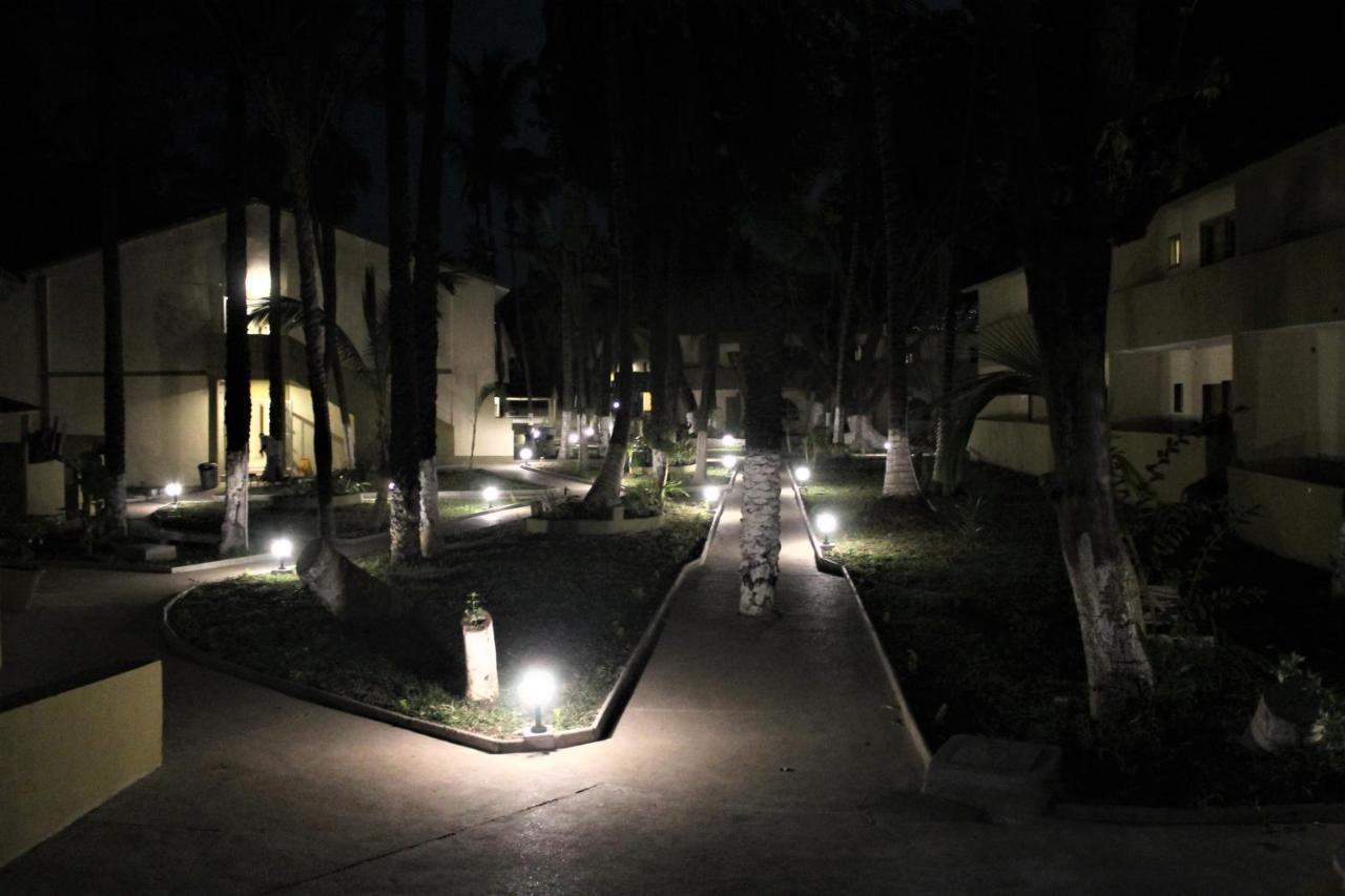 Badala Park Hotel Коту Екстериор снимка