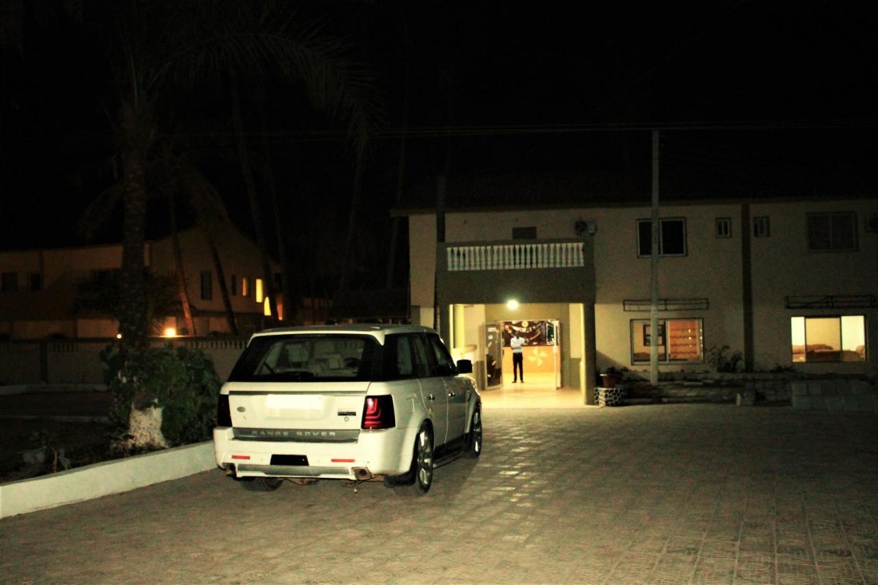 Badala Park Hotel Коту Екстериор снимка