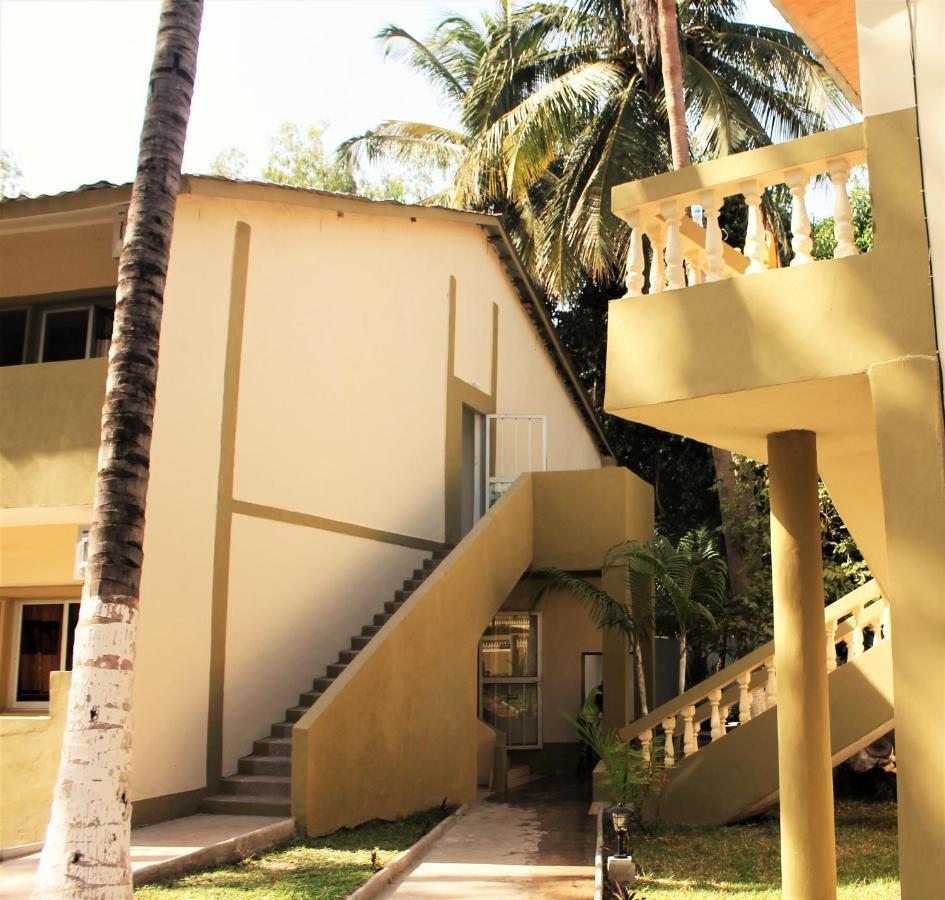 Badala Park Hotel Коту Екстериор снимка