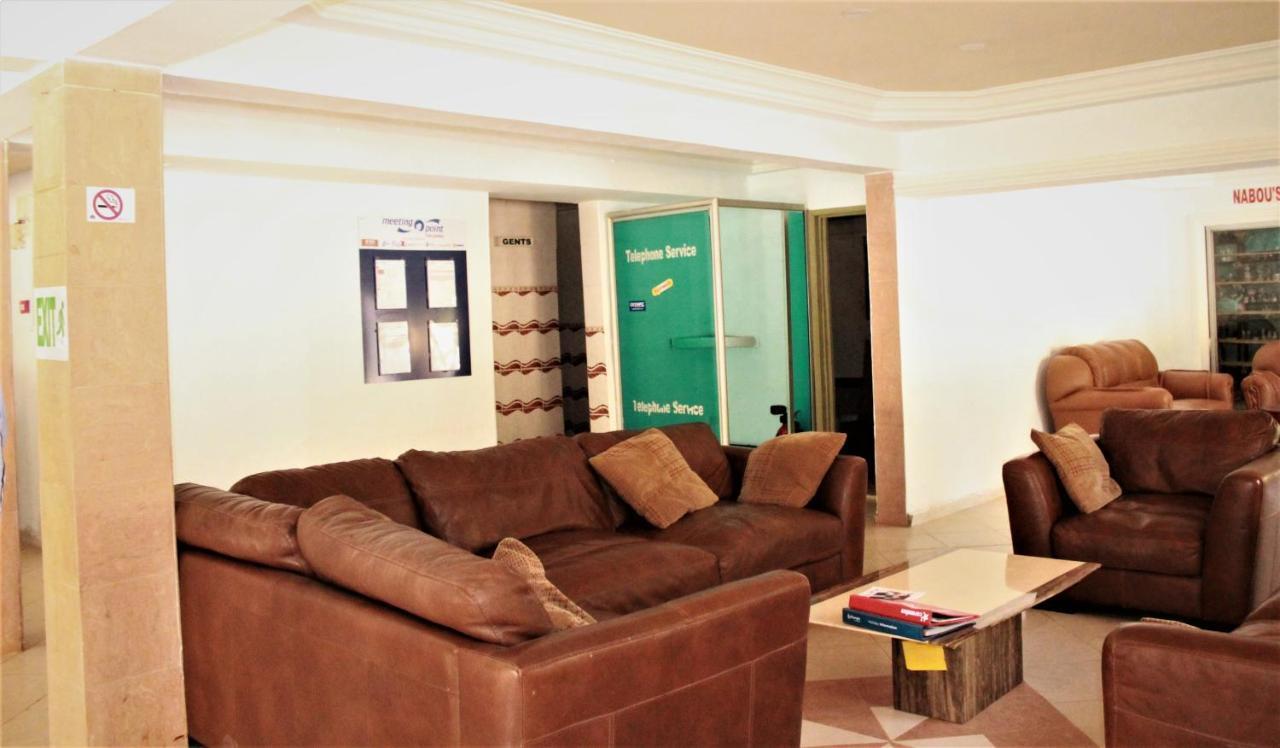 Badala Park Hotel Коту Екстериор снимка